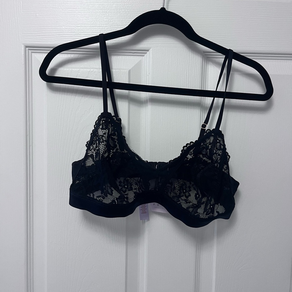 SAVAGE X FENTY FLORAL LACE AND MESH BRALETTE - Picture 5 of 10